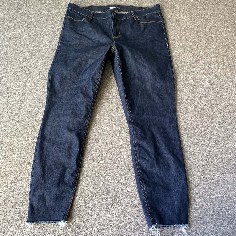 Old Navy Women’s Plus Size 18 Long Dark Wash Super Skinny Mid-Rise Denim Jeans